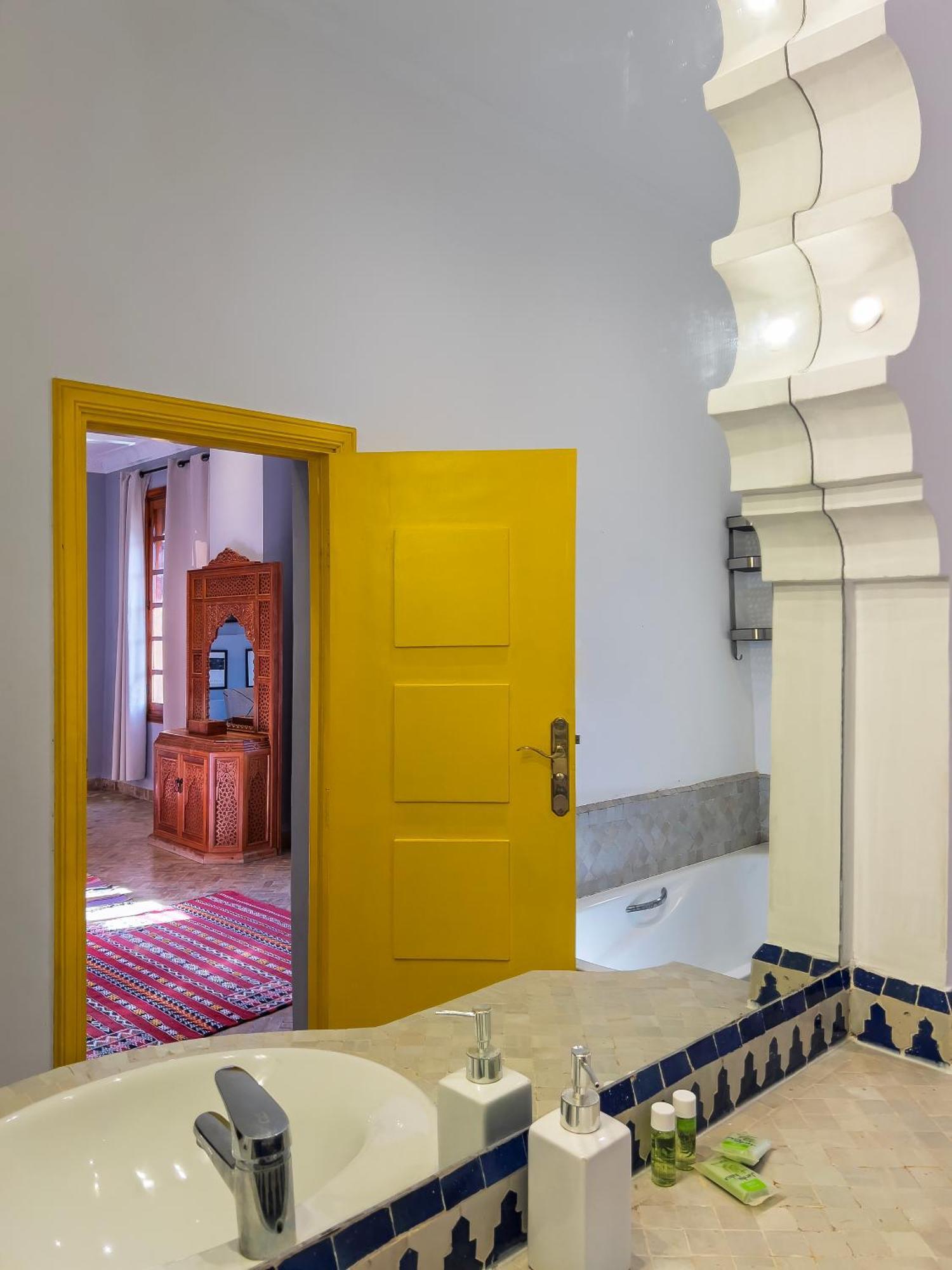 Riad Tanja By Chef Moha Tangier Exterior photo